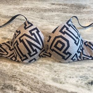 PINK Wear Everywhere push-up bra